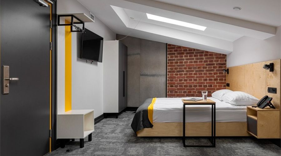 Comfort 2-местный izzziUP Mansarda Comfort
